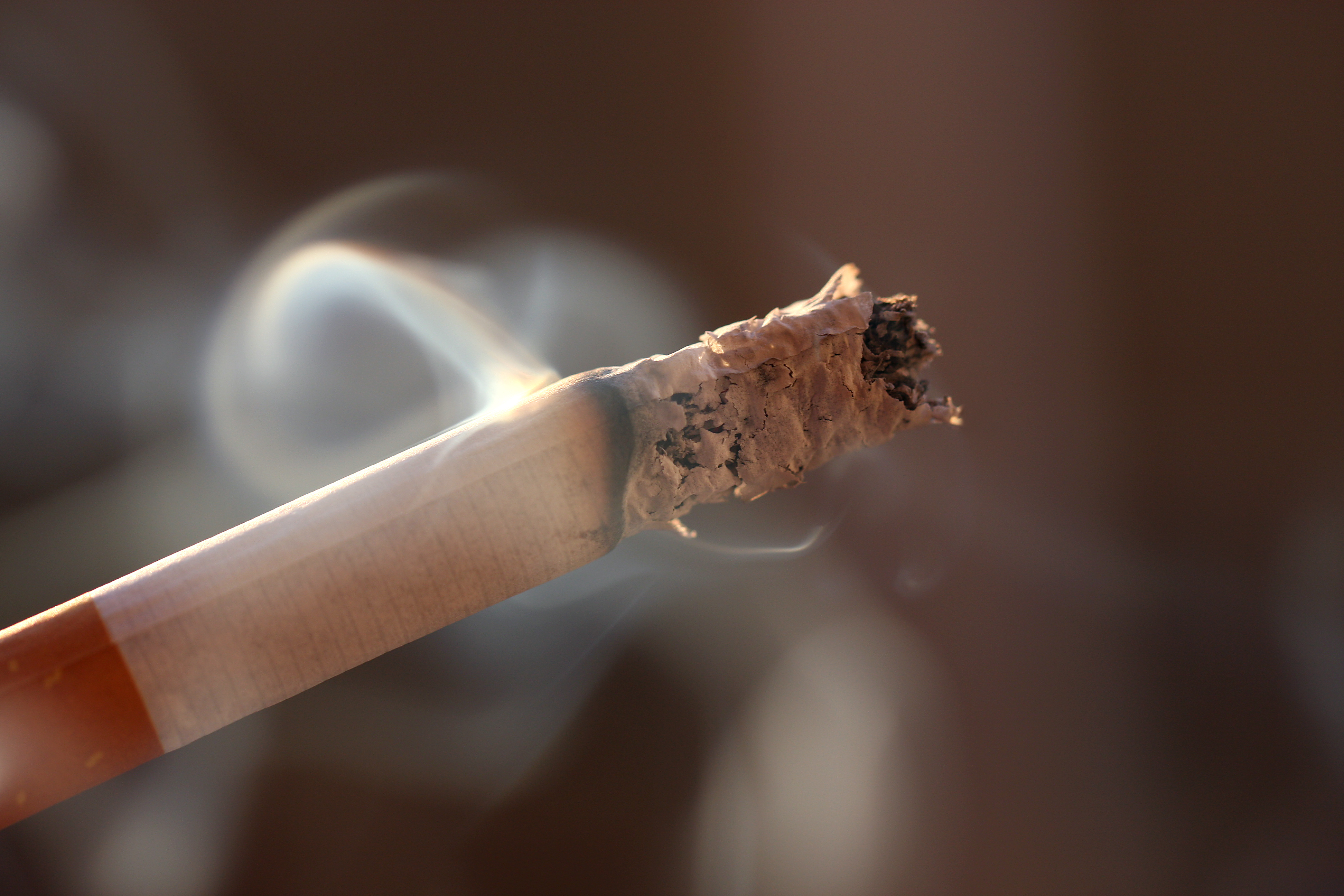 Fibromyalgia Patients Who Smoke Do So to Deal with Pain