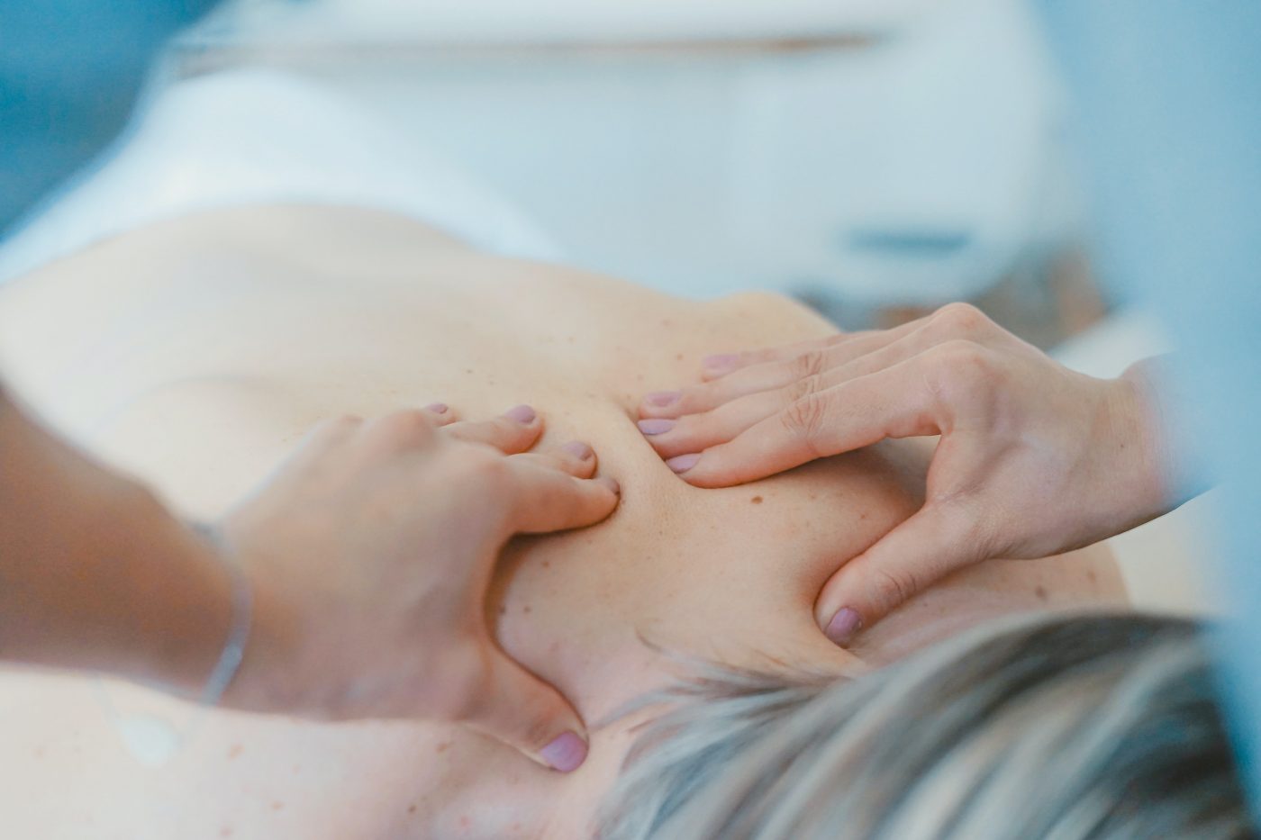 Massage Therapy Helps Ease Neck and Back Pain